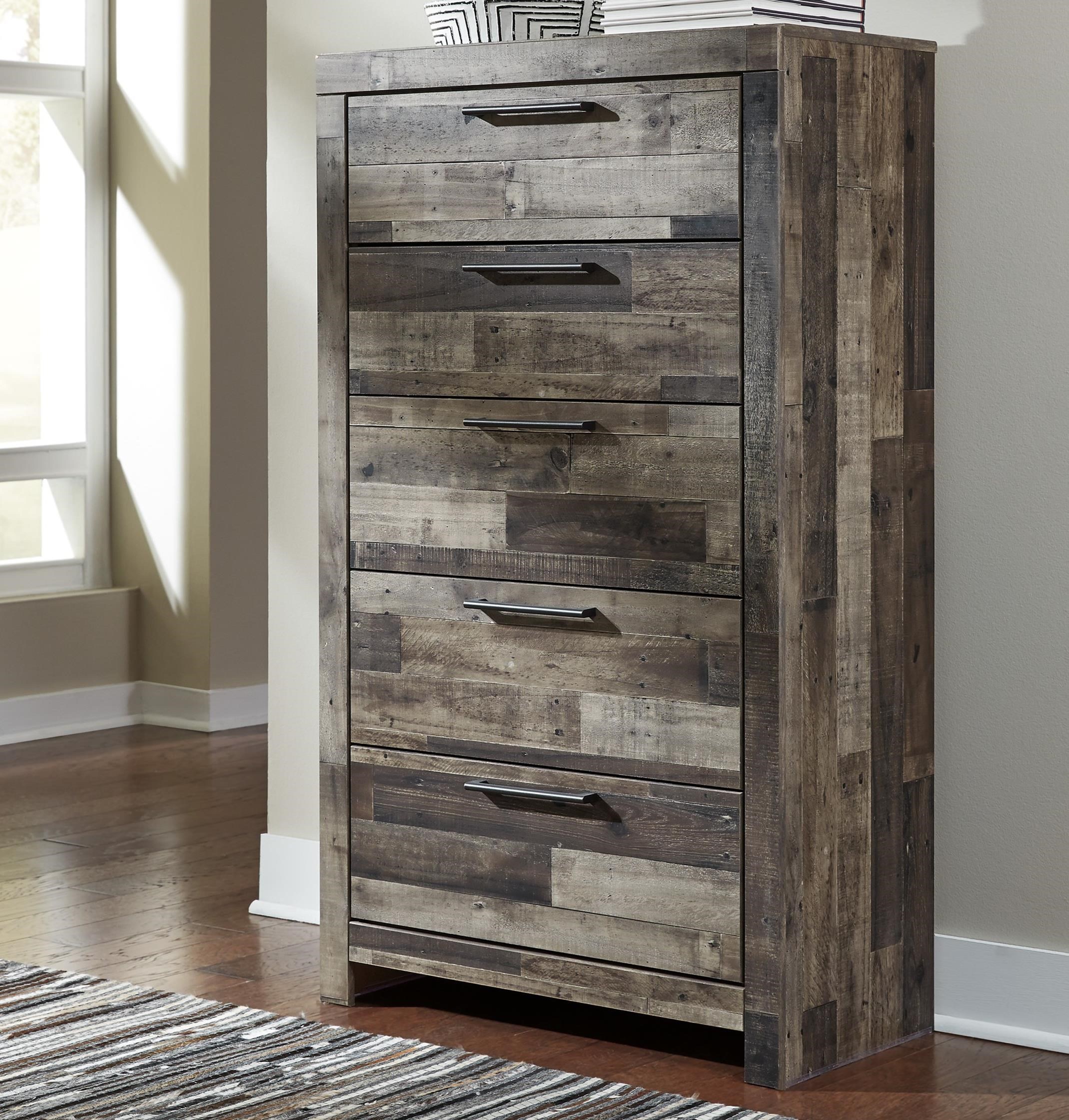 Benchcraft Derekson ASHLB20046 Rustic Modern 5Drawer Chest Value